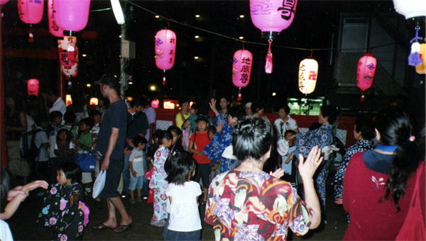 関の地蔵盆